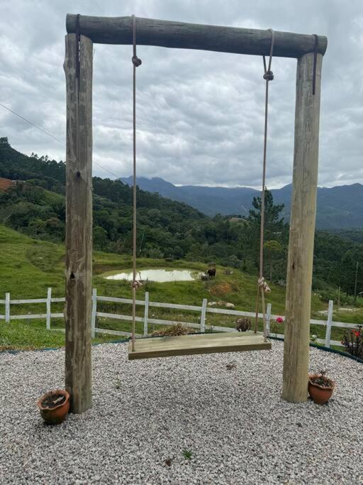 Cabana Recanto Do Arruda Para Casal Em Aguas Mornas المظهر الخارجي الصورة